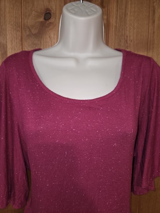Apt. 9 Berry Speckled Scoop Neck Flutter Sleeve Top - Picture 2 of 7